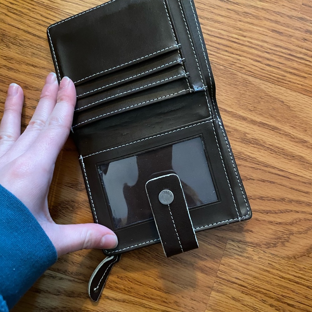 Wallet - Picture 4 of 5